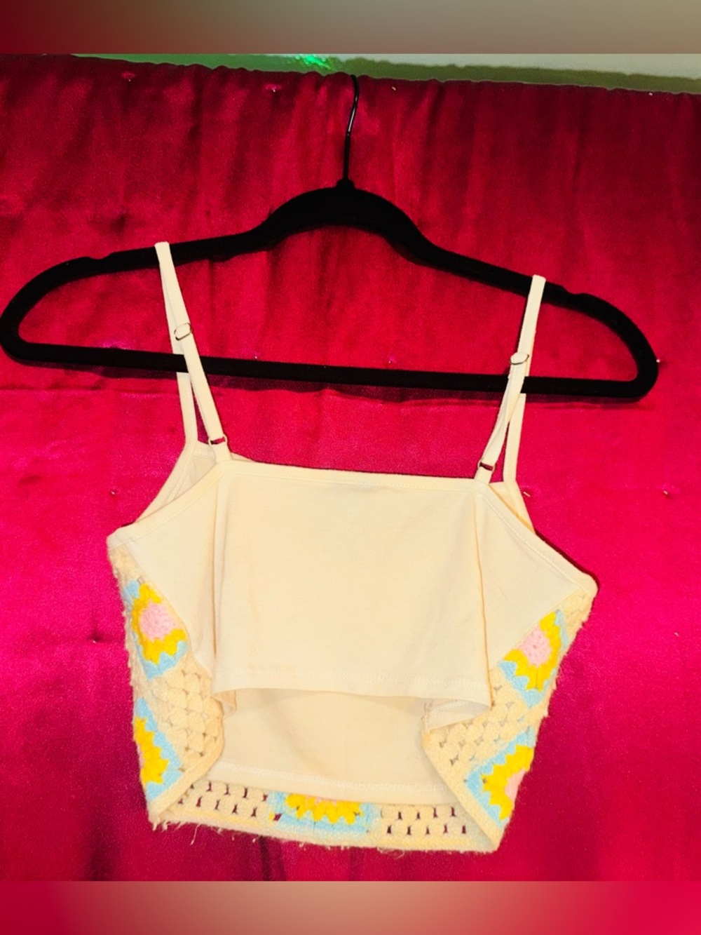 👑 Size xs wild fable Cream Crochet Tank with Yellow, Blue, Pink Flower Squares - Picture 3 of 6